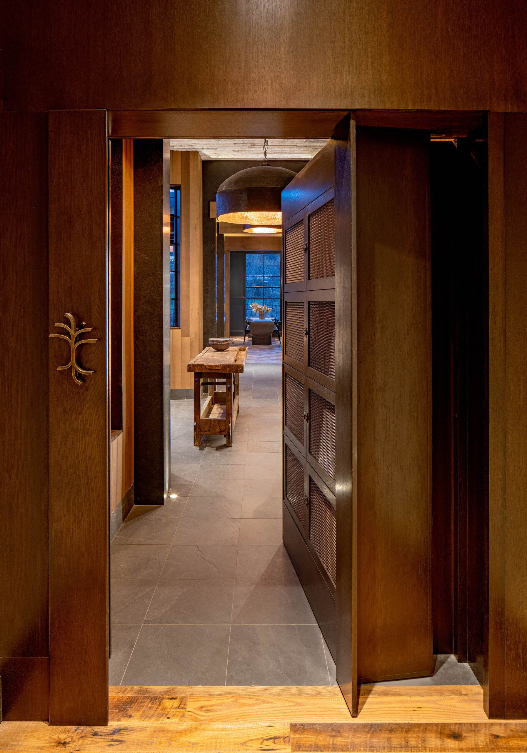 Dining Case Door Edit Sm